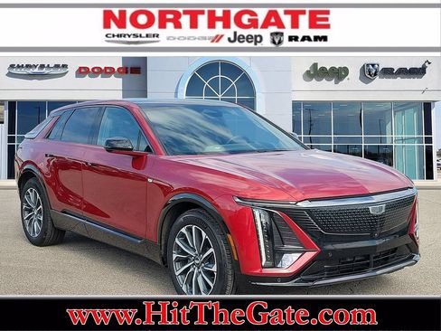 Used 2024 Cadillac Lyriq Sport w/ LPO, Floor Liner Package AWD/4WD image 1