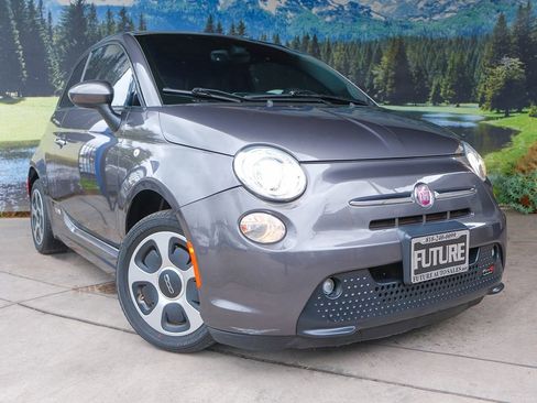 Used 2017 FIAT 500 e image 3