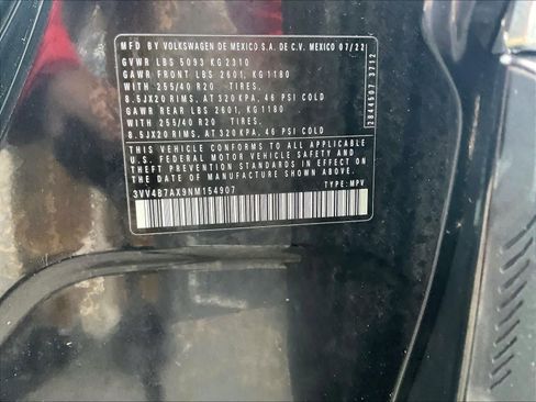 Used 2022 Volkswagen Tiguan SEL R-Line image 36