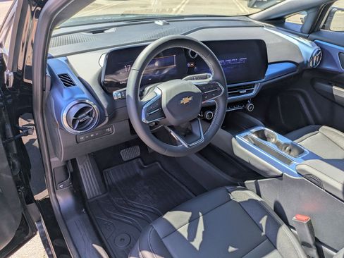 Used 2026 Chevrolet Equinox EV LT w/ LPO, All-Weather Mat Package image 10