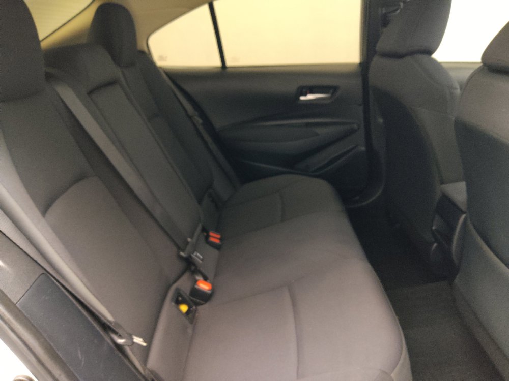 Used 2021 Toyota Corolla LE FWD image 19