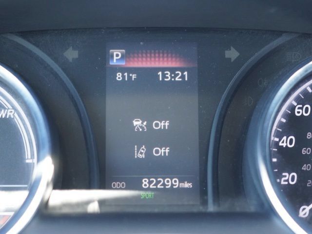 Used 2020 Toyota Camry SE FWD image 37