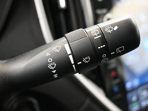 Certified 2024 Subaru Ascent Premium w/ Convenience Package image 32