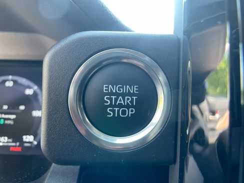 Used 2026 Toyota 4Runner Limited AWD/4WD image 28