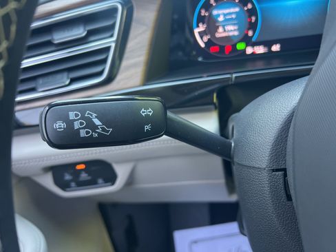 Certified 2026 Volkswagen Atlas SE w/ Panoramic Sunroof Package image 24