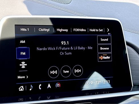 Used 2025 Cadillac CT4 Premium Luxury image 9