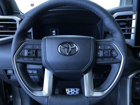 New 2026 Toyota Tundra Limited AWD/4WD image 18