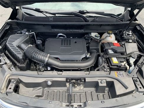 Certified 2023 GMC Acadia SLE w/ Driver Convenience Package image 30