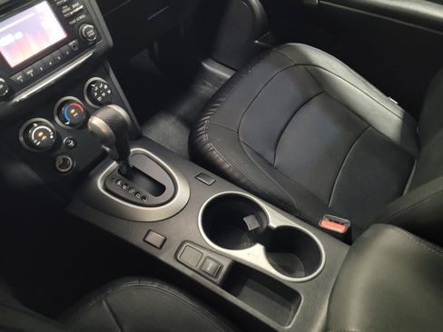 Used 2014 Nissan Rogue S w/ Convenience Package AWD/4WD image 26