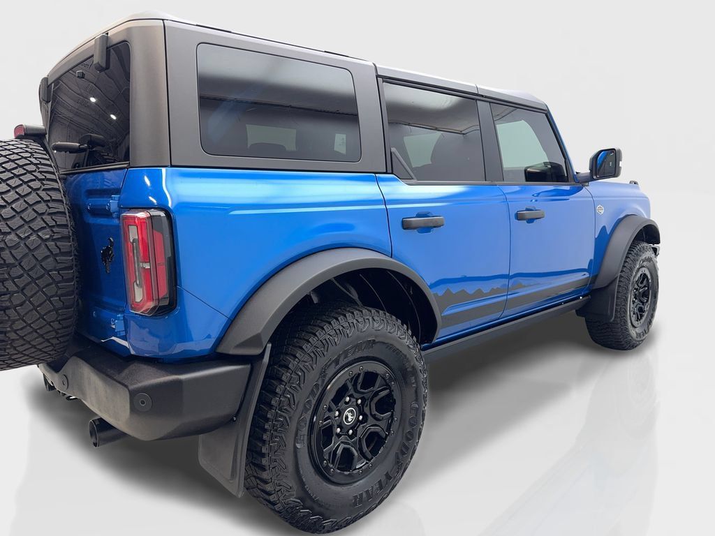 Used 2023 Ford Bronco Wildtrak AWD/4WD image 14