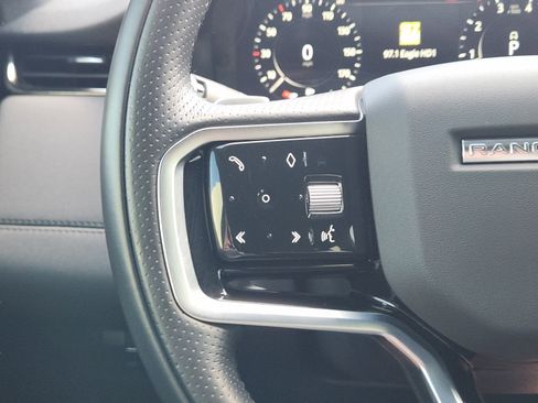 Used 2022 Land Rover Range Rover Evoque R-Dynamic SE AWD/4WD image 25