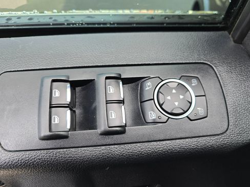 Used 2015 Ford F150 Platinum w/ Technology Package image 26