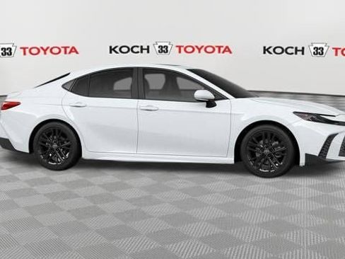 New 2026 Toyota Camry SE image 15
