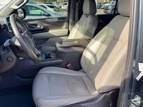 Used 2021 Chevrolet Tahoe Z71 w/ Z71 Off-Road Package image 12