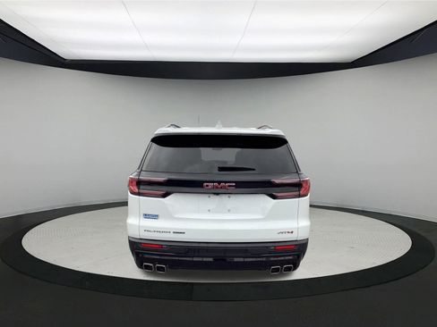 Used 2024 GMC Acadia AT4 w/ Luxury Package image 7