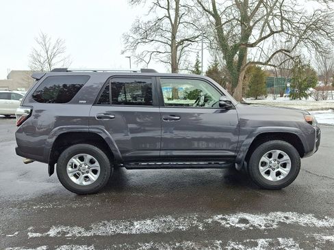 Used 2022 Toyota 4Runner SR5 Premium w/ Moonroof Package image 7