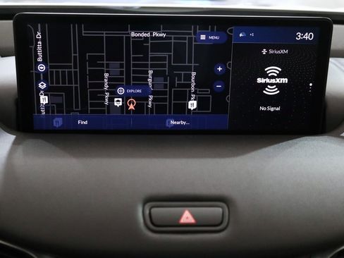 Used 2025 Acura TLX w/ Technology Package image 18