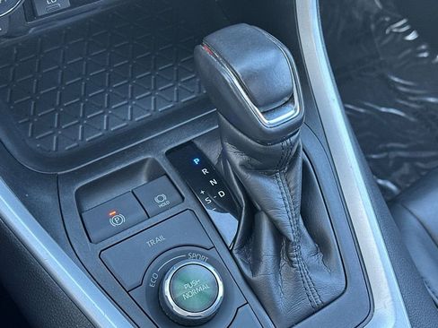 Used 2021 Toyota RAV4 XSE image 21