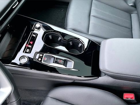 Used 2025 Audi A5 2.0T Premium Plus w/ Premium Plus image 18