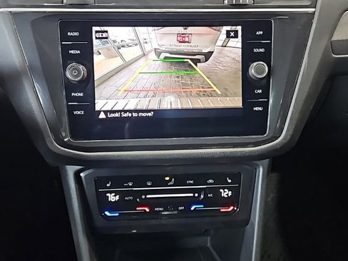 Used 2022 Volkswagen Tiguan SE image 31