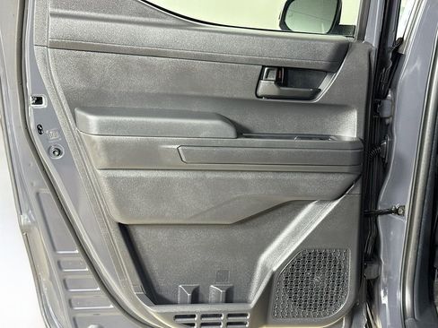 Certified 2025 Toyota Tacoma SR5 AWD/4WD image 21