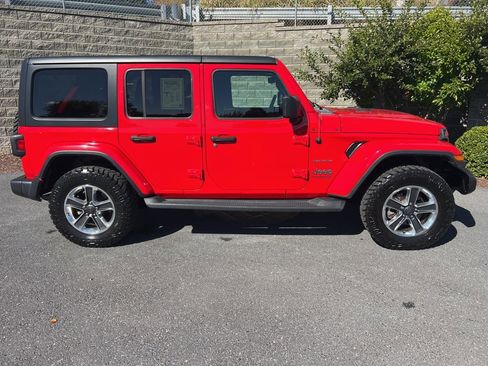Used 2020 Jeep Wrangler Unlimited Sahara image 8