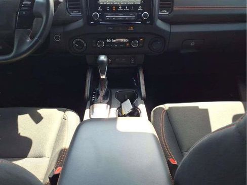 Certified 2024 Nissan Frontier PRO-4X w/ Pro Convenience Package AWD/4WD image 11