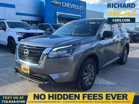Used 2024 Nissan Pathfinder S AWD/4WD image 1