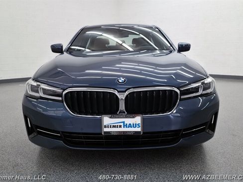 Used 2023 BMW 530e w/ Premium Package RWD image 7