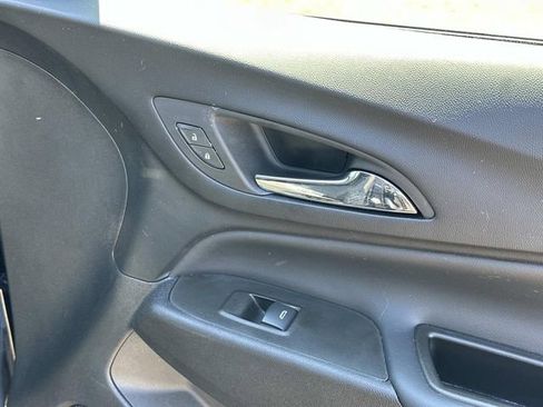 Used 2024 Chevrolet Equinox LT w/ LPO, Floor Liner Package FWD image 9