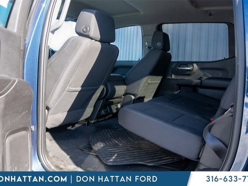 Used 2022 Chevrolet Silverado 1500 Custom image 17