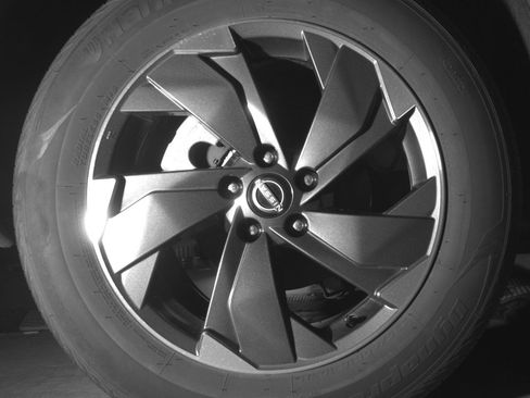 Used 2025 Nissan Rogue SV AWD/4WD image 15