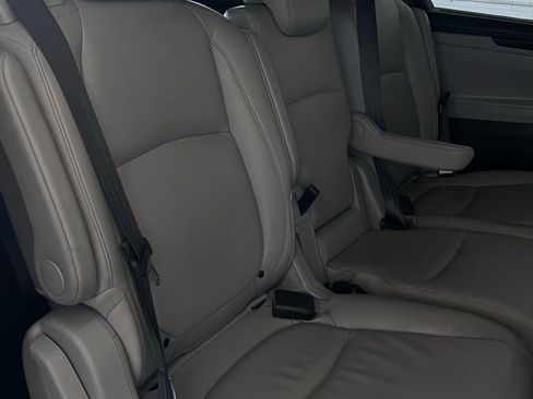 Used 2018 Honda Odyssey EX-L image 18