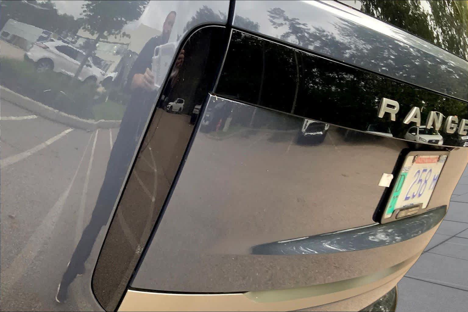 Used 2024 Land Rover Range Rover SE AWD/4WD image 26