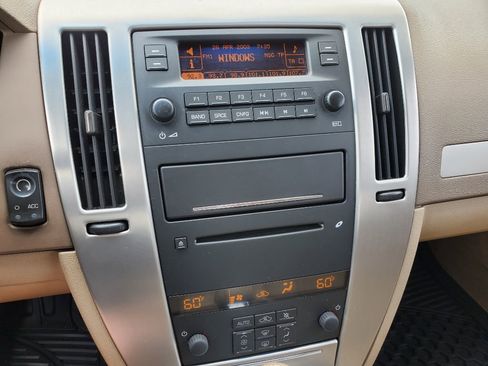 Used 2005 Cadillac STS image 19