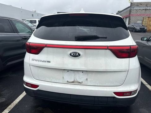 Used 2017 Kia Sportage LX w/ LX Popular Package FWD image 5