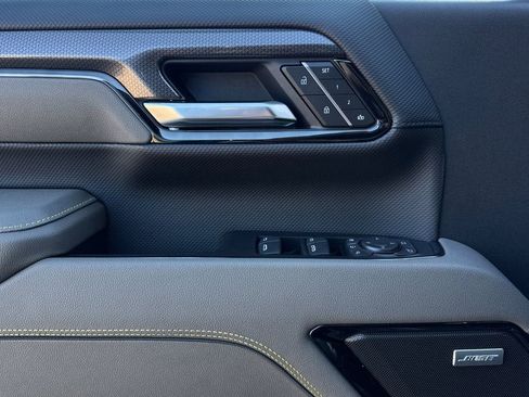 New 2026 Chevrolet Silverado 2500 ZR2 w/ LPO, Dark Essentials Package image 11