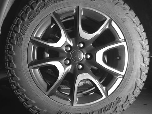 Used 2025 Jeep Compass Trailhawk AWD/4WD image 14
