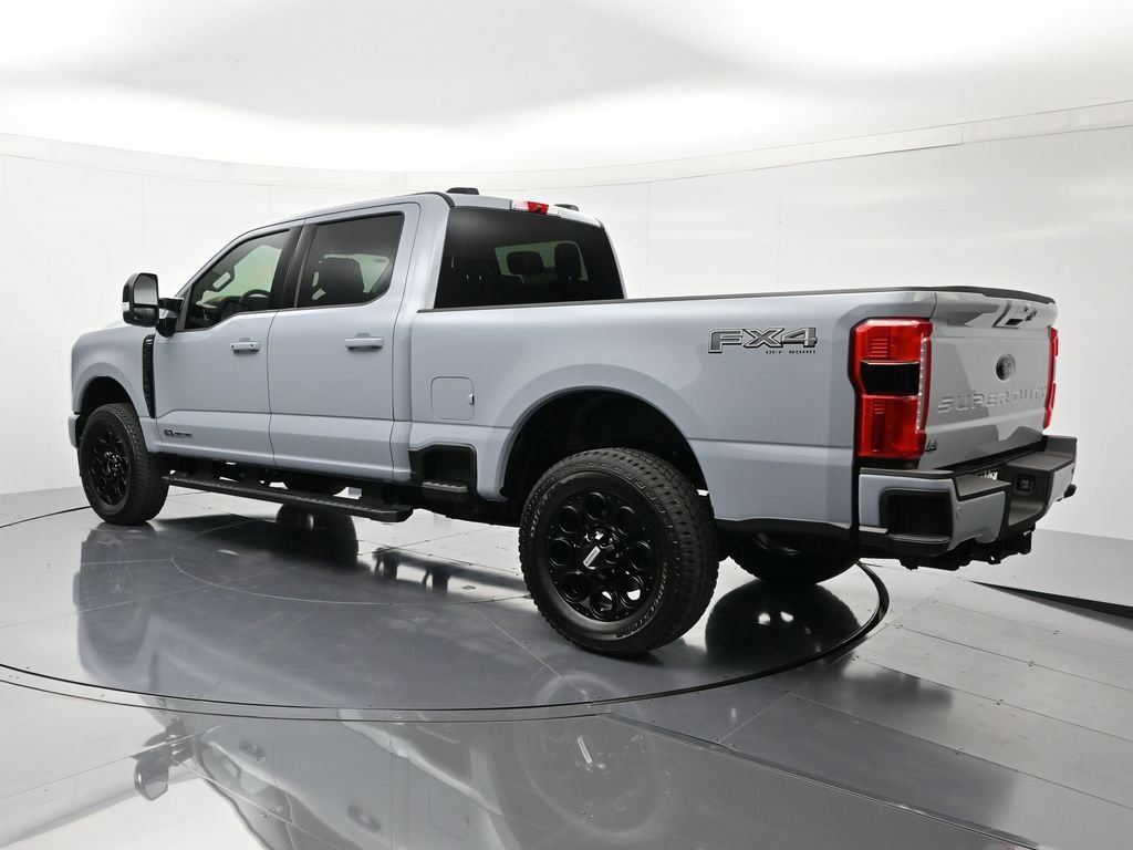 New 2026 Ford F250 Lariat w/ Black Appearance Package AWD/4WD image 7