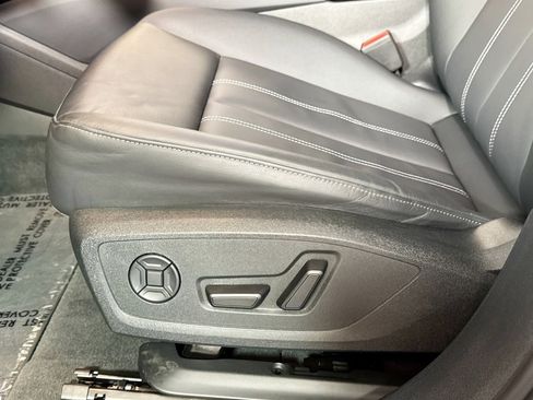 Used 2025 Audi A6 e-tron Ultra w/ Ultra Package image 18