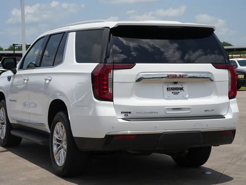 Used 2024 GMC Yukon SLT RWD image 4