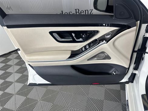 Certified 2022 Mercedes-Benz S 580 4MATIC Sedan image 10