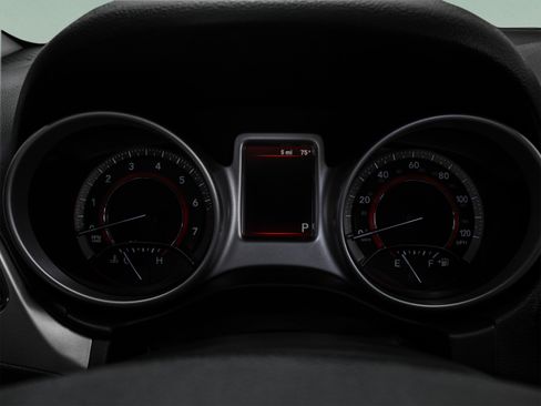 Used 2018 Dodge Journey SE w/ Popular Equipment Group FWD image 23