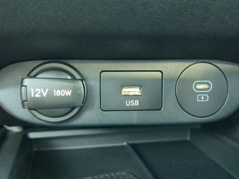 New 2025 Hyundai Elantra Sport image 7