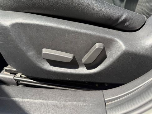 Used 2017 MAZDA MAZDA3 Grand Touring FWD image 13