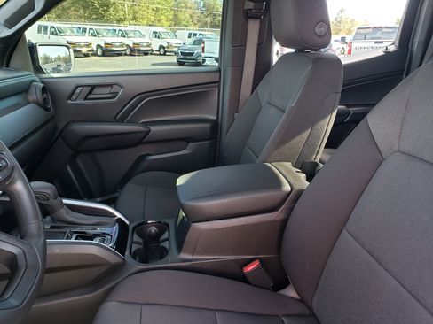 Used 2023 Chevrolet Colorado W/T w/ Advanced Trailering Package image 26