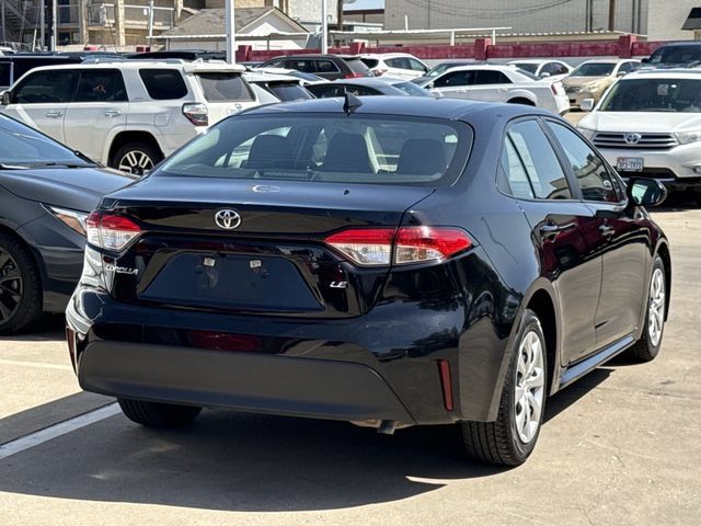 Used 2024 Toyota Corolla LE FWD image 4