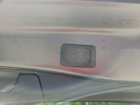 Certified 2025 Toyota RAV4 XSE AWD/4WD image 36