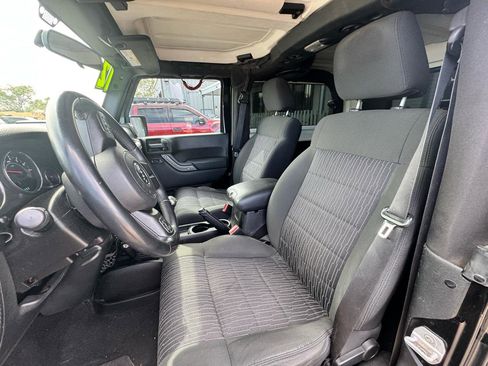 Used 2012 Jeep Wrangler Sport AWD/4WD image 13