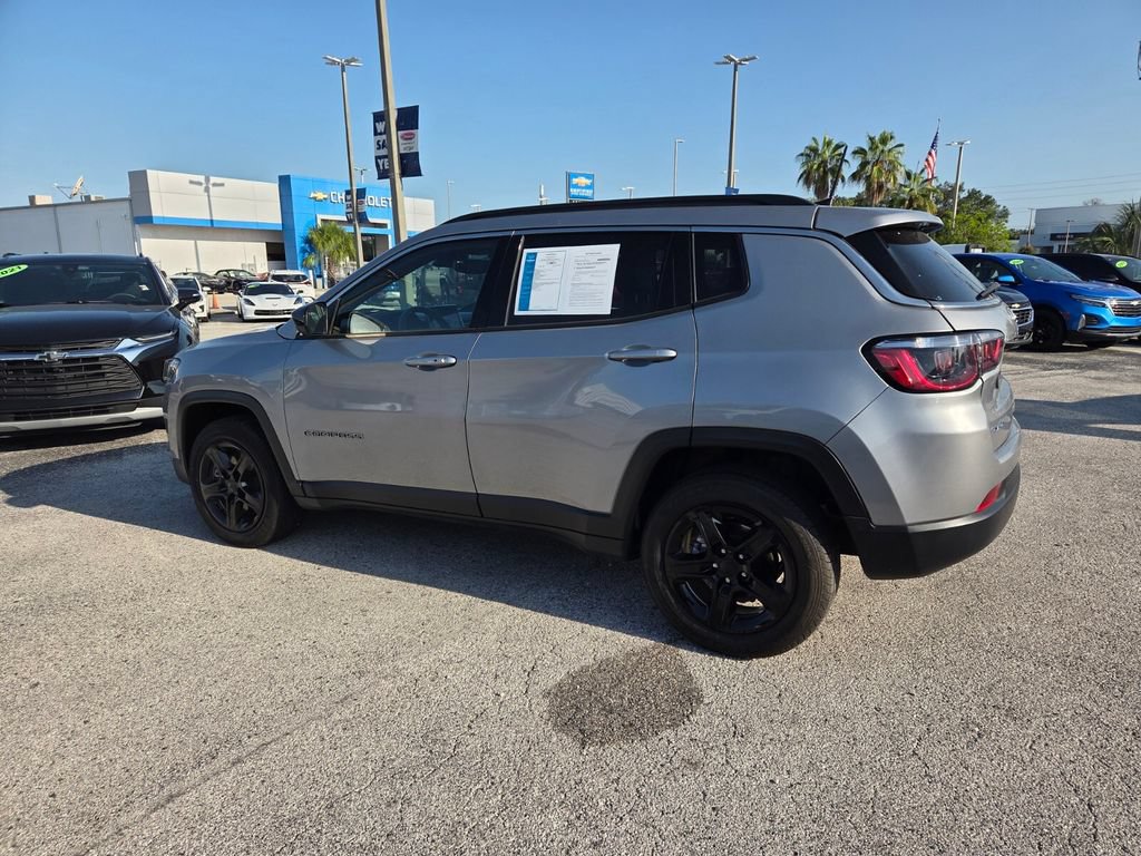 Used 2024 Jeep Compass Latitude AWD/4WD image 12